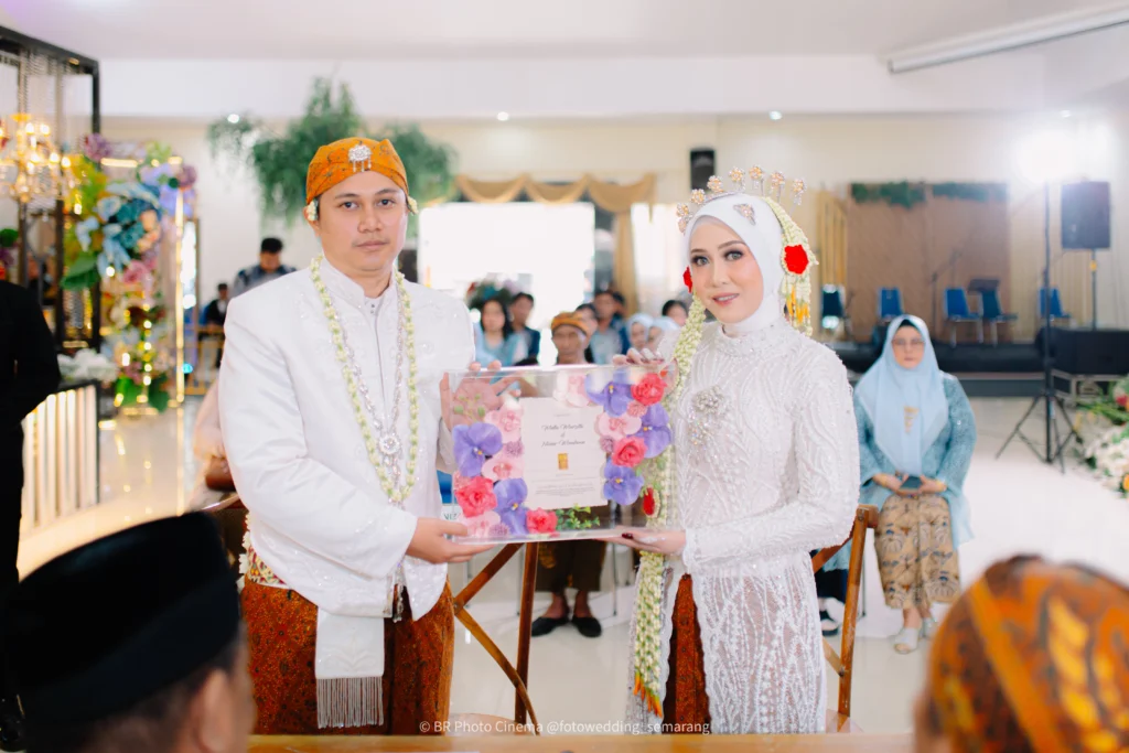 Foto Wedding di Gedung Semeru B2KLK