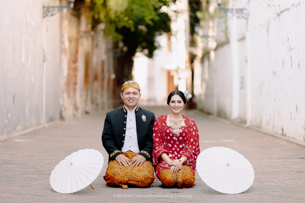Foto Prewedding di Kota Lama Semarang