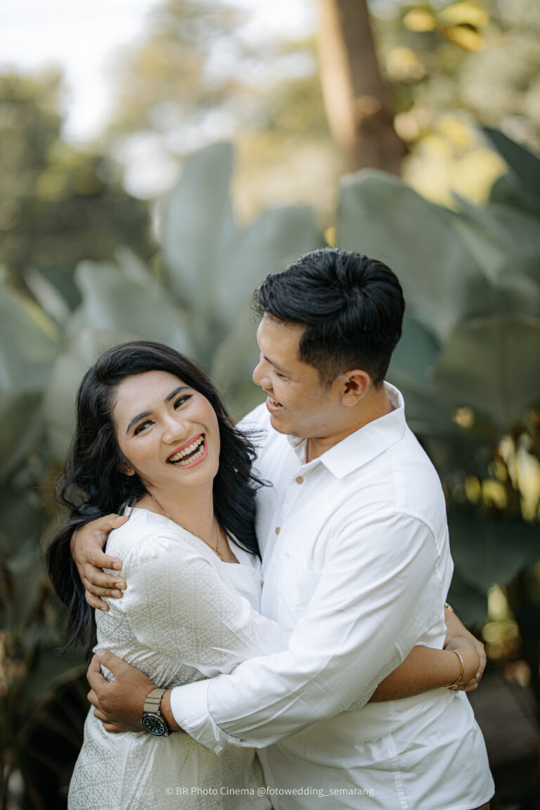 Foto Prewedding di Kopi Kebun BSB