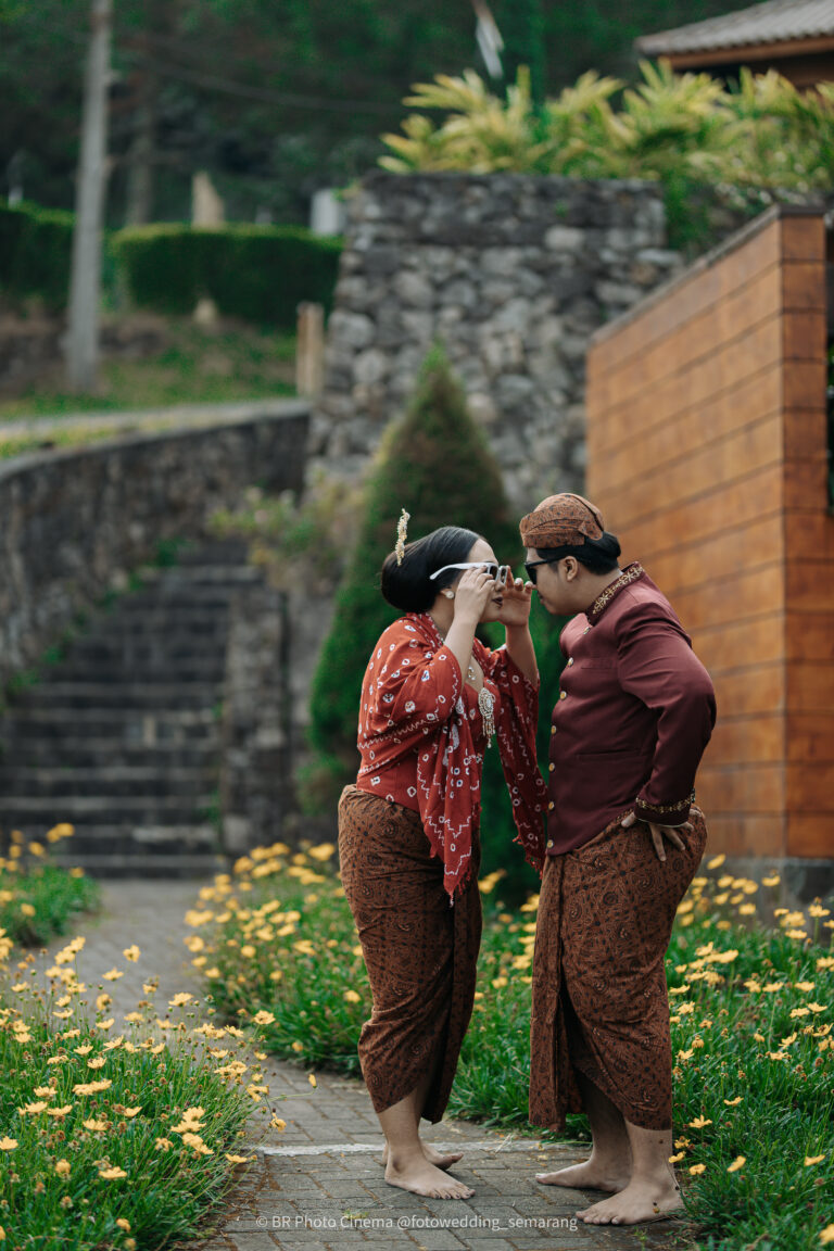 Foto Prewedding di Umbul Sidomukti