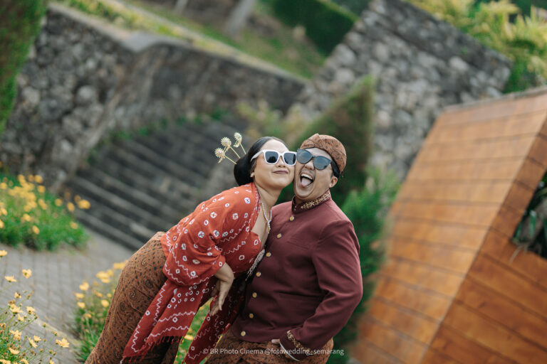 Foto Prewedding di Umbul Sidomukti