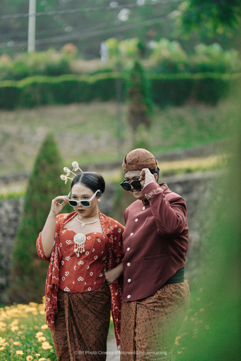 Foto Prewedding di Umbul Sidomukti