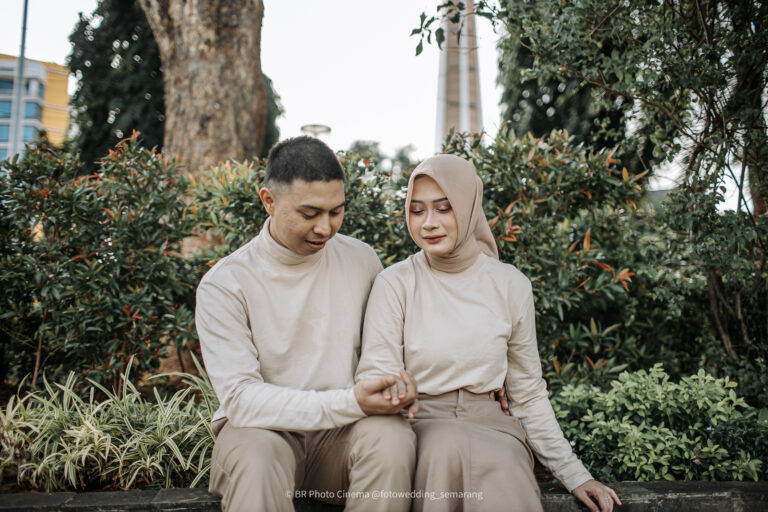 Foto Prewedding di Simpang Lima Semarang