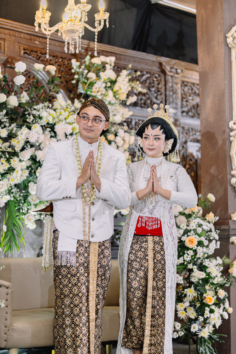 Paket Foto Wedding di Gedung Dewa Ruci Amni Semarang