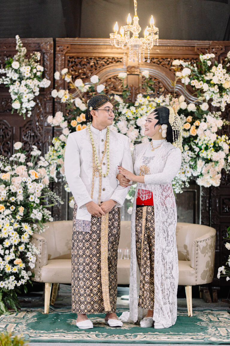 Paket Foto Wedding di Gedung Dewa Ruci Amni Semarang