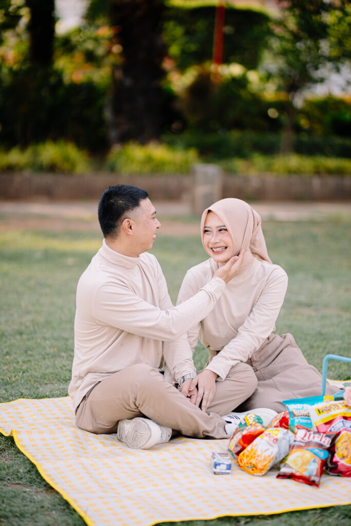 Foto Prewedding di Simpang Lima Semarang