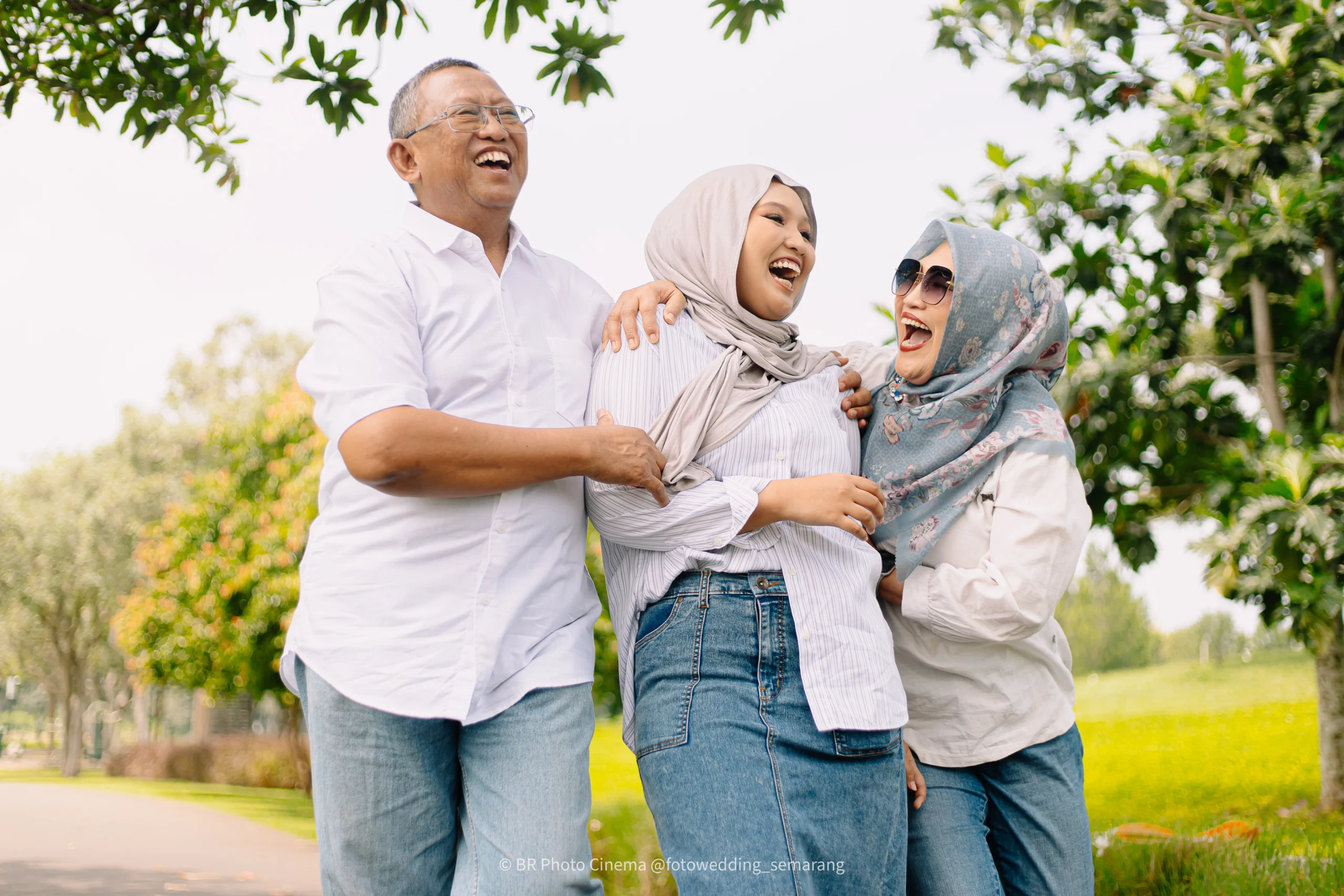 Foto Post Prewedding Danau BSB