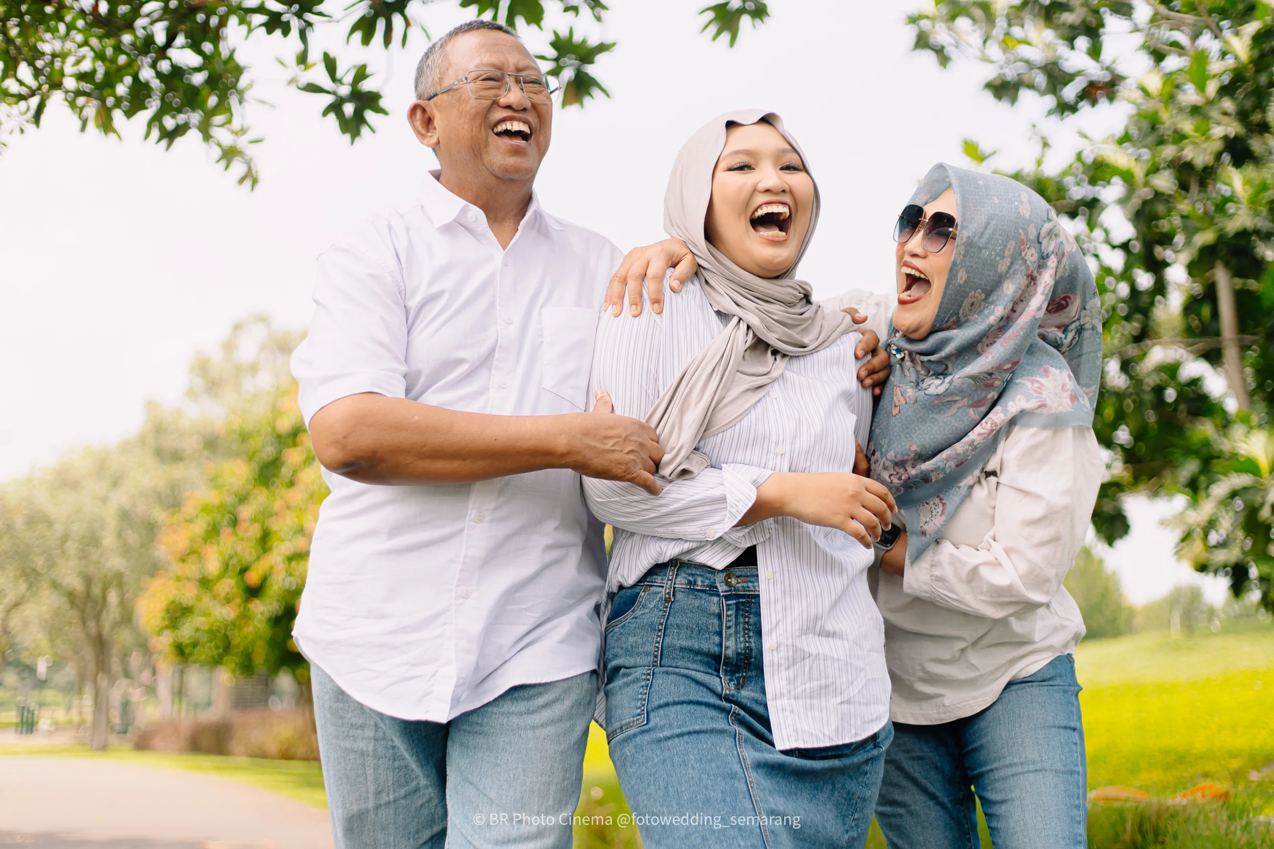 Foto Post Prewedding Danau BSB