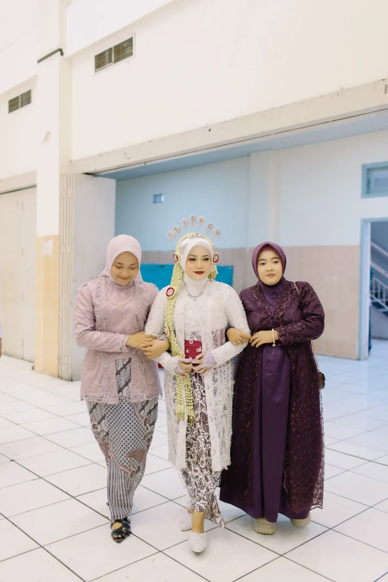 Foto Wedding di Manunggal Jati