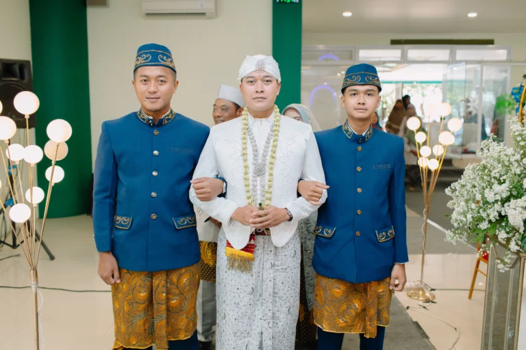 foto wedding di gedung serbaguna UNIMUS Semarang