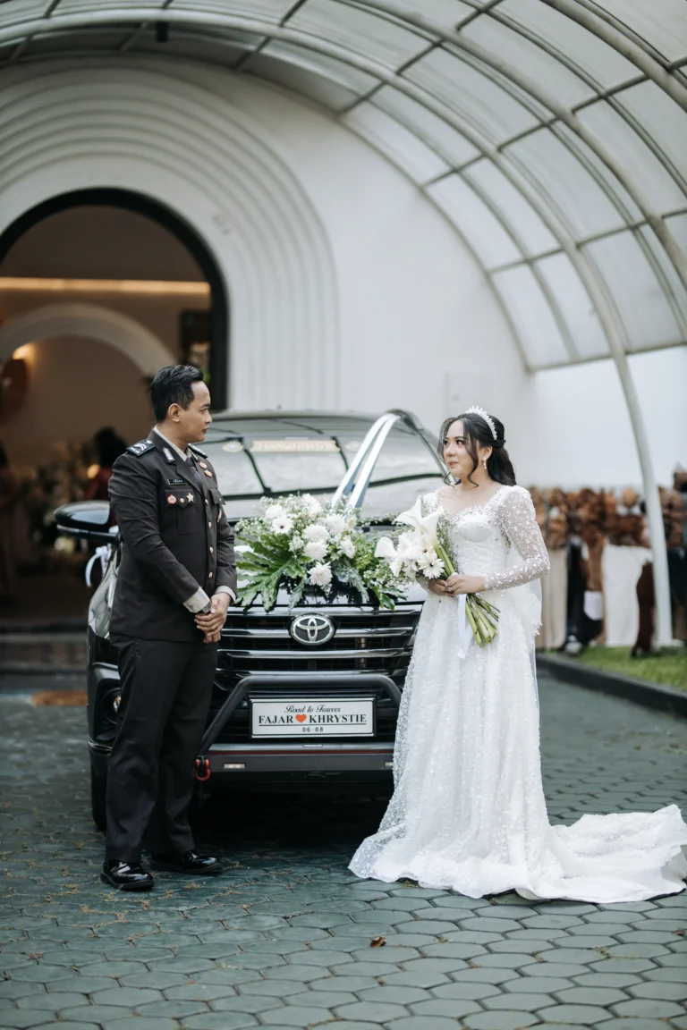 Foto Wedding Gereja Tritunggal Kompleks AKPOL