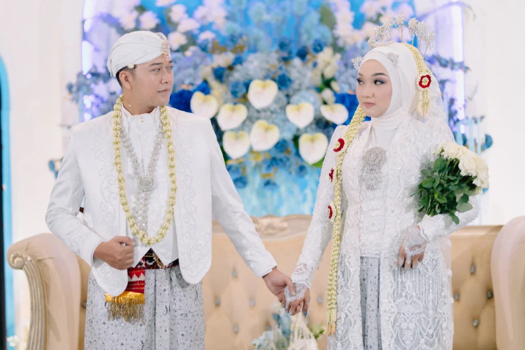 foto wedding di gedung serbaguna UNIMUS Semarang