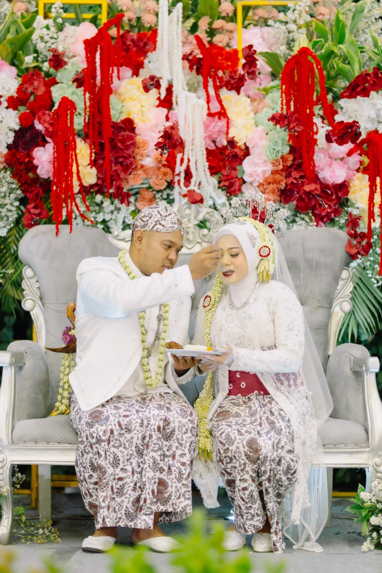 Foto Wedding di Manunggal Jati