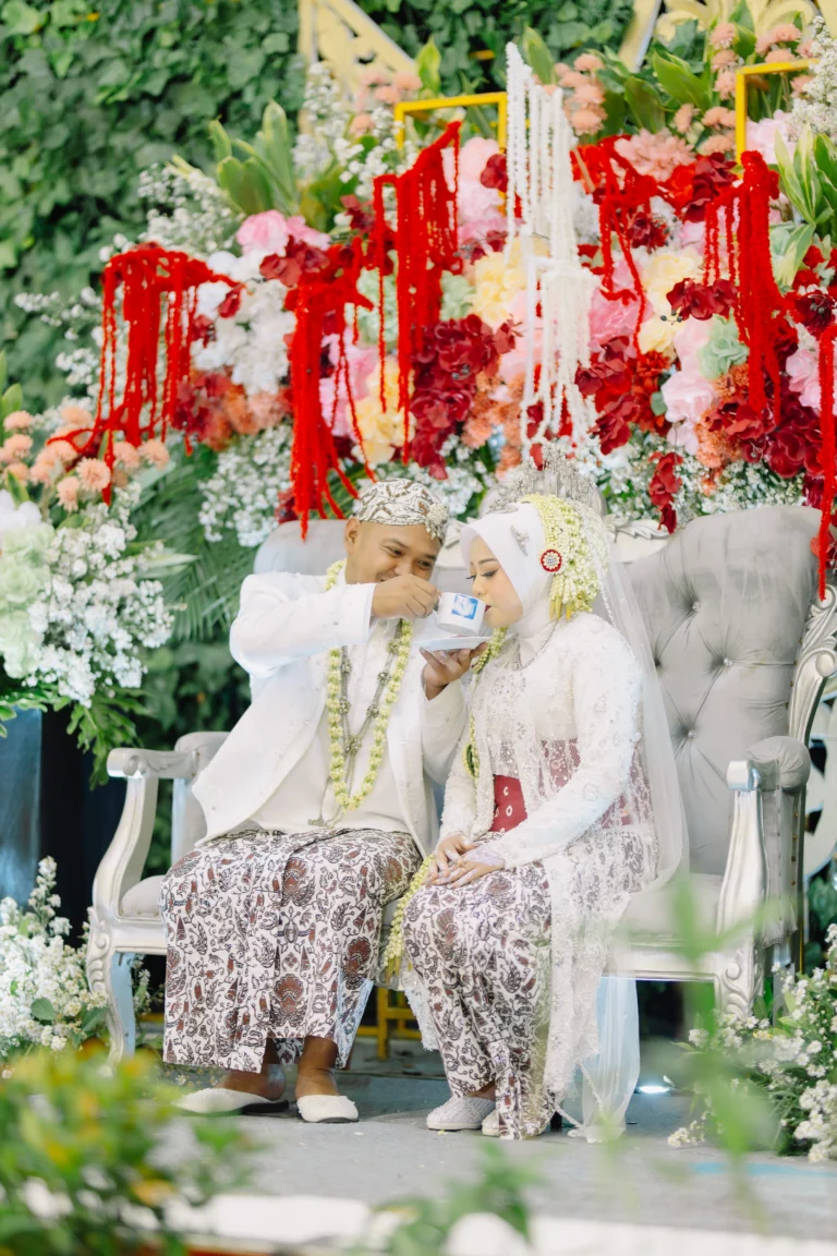 Foto Wedding di Manunggal Jati