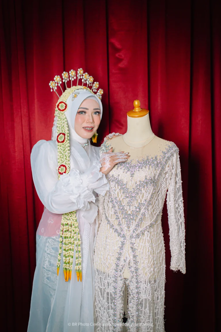 Foto Wedding Di Gedung Juang 45