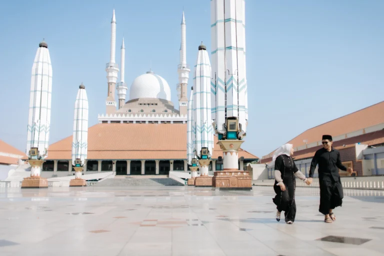 Foto Prewedding MAJT (Masjid Agung Jawa Tengah)