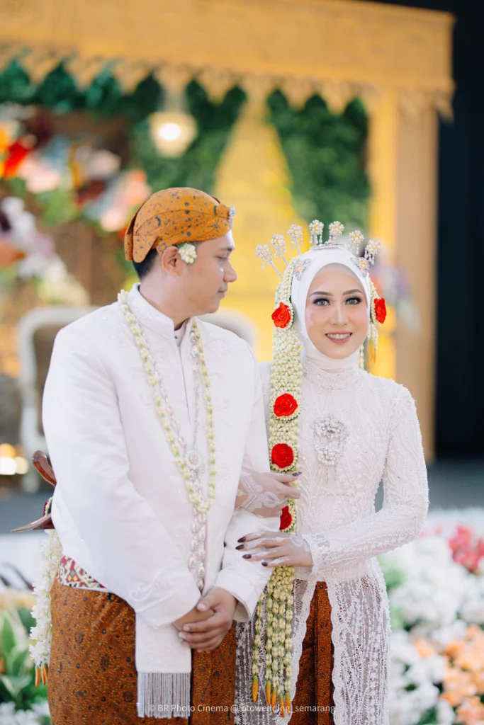 Foto Wedding di Gedung Semeru B2KLK