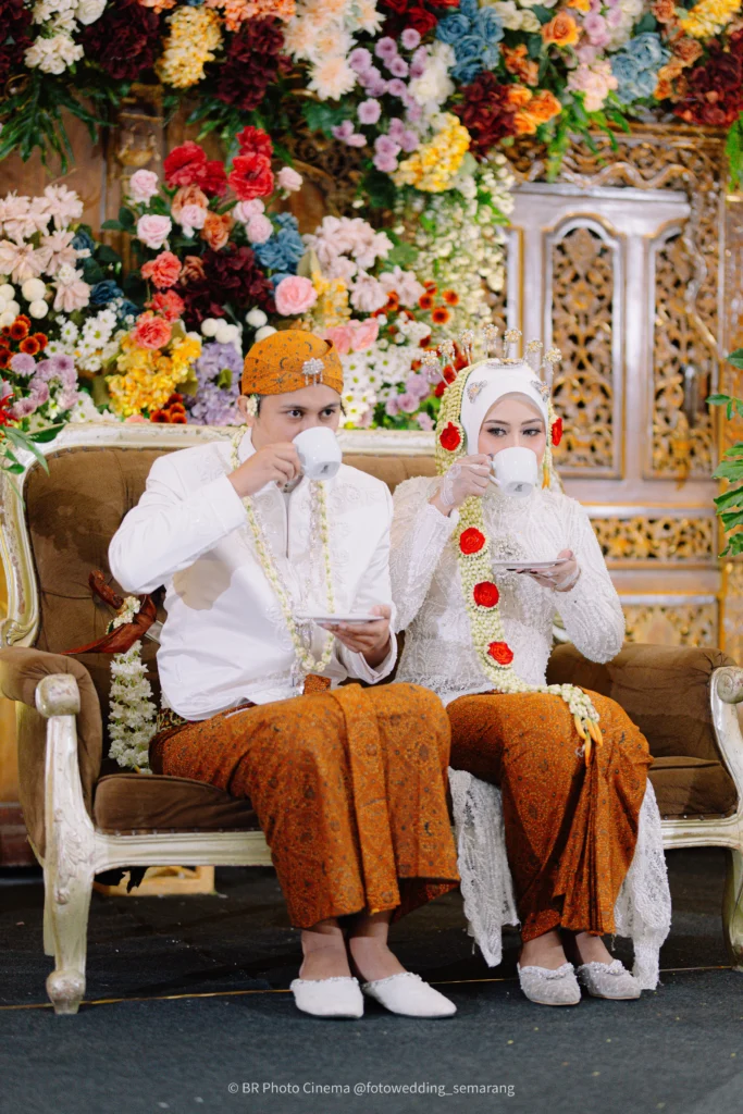 Foto Wedding di Gedung Semeru B2KLK